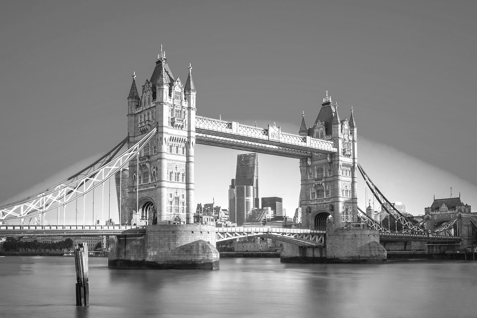 london hero